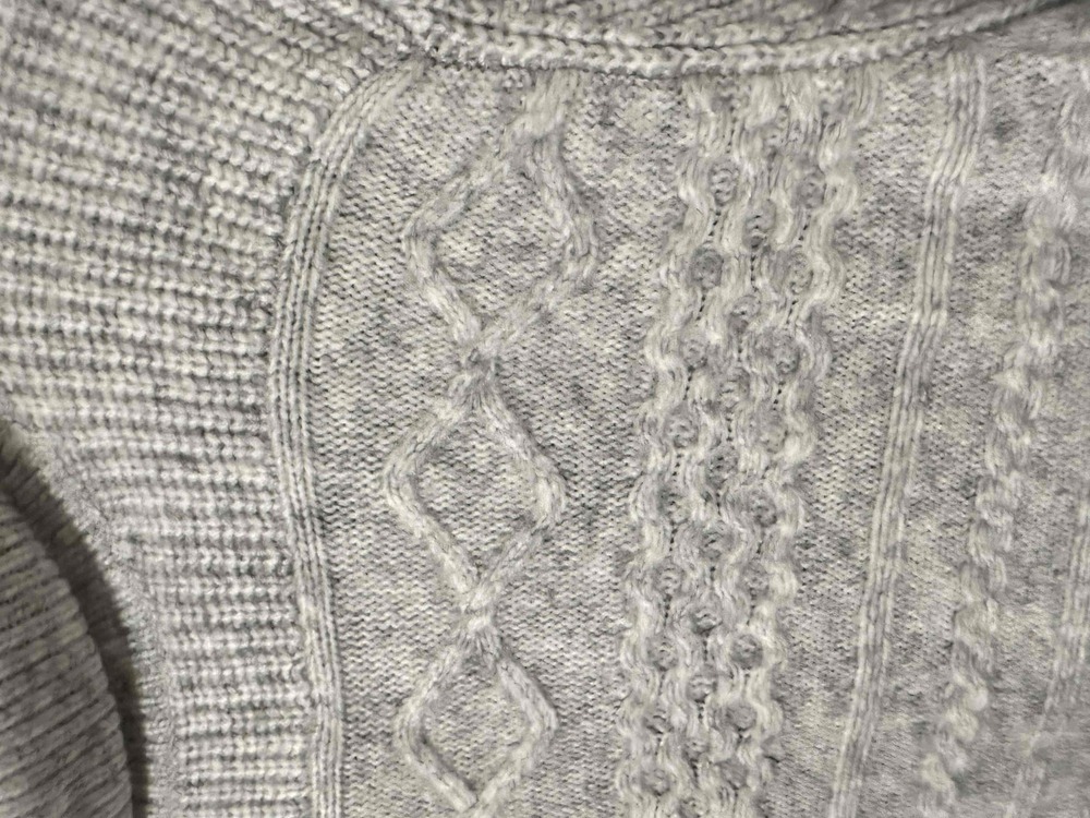 Express Sweater Womans Size Large Gray Cable Knit Turtleneck Ribbed Long Sleeve - Picture 7 of 10